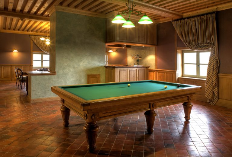 Billiard made in France