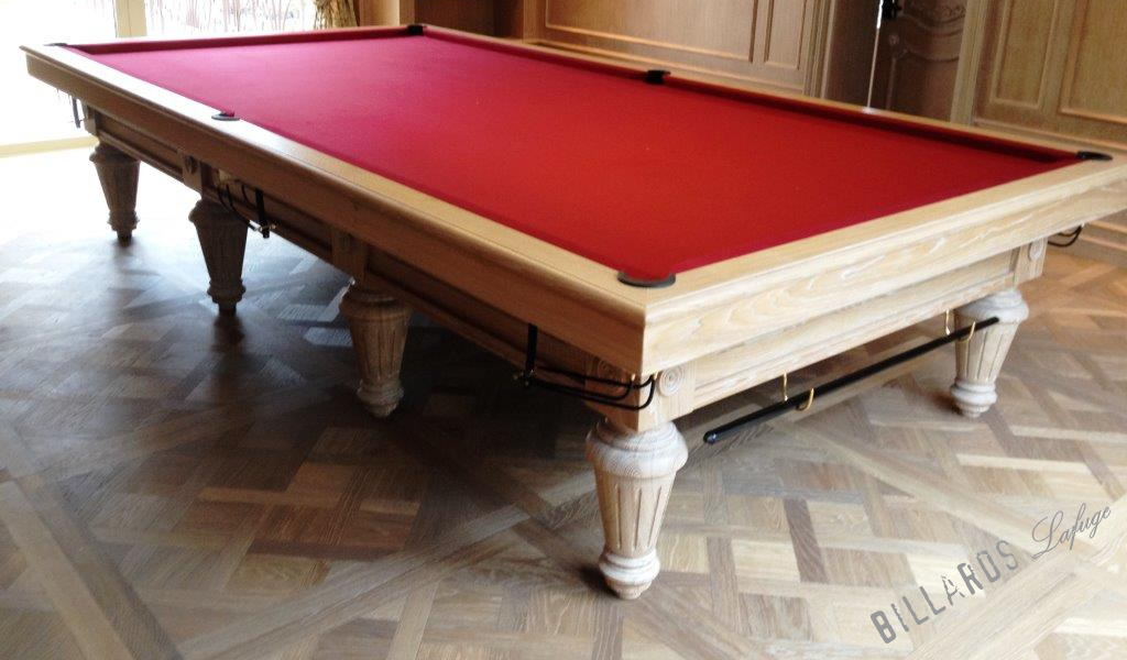 Table de jeu Chambord en bois massif