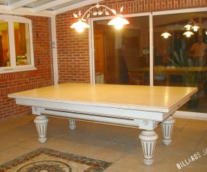 Billard table