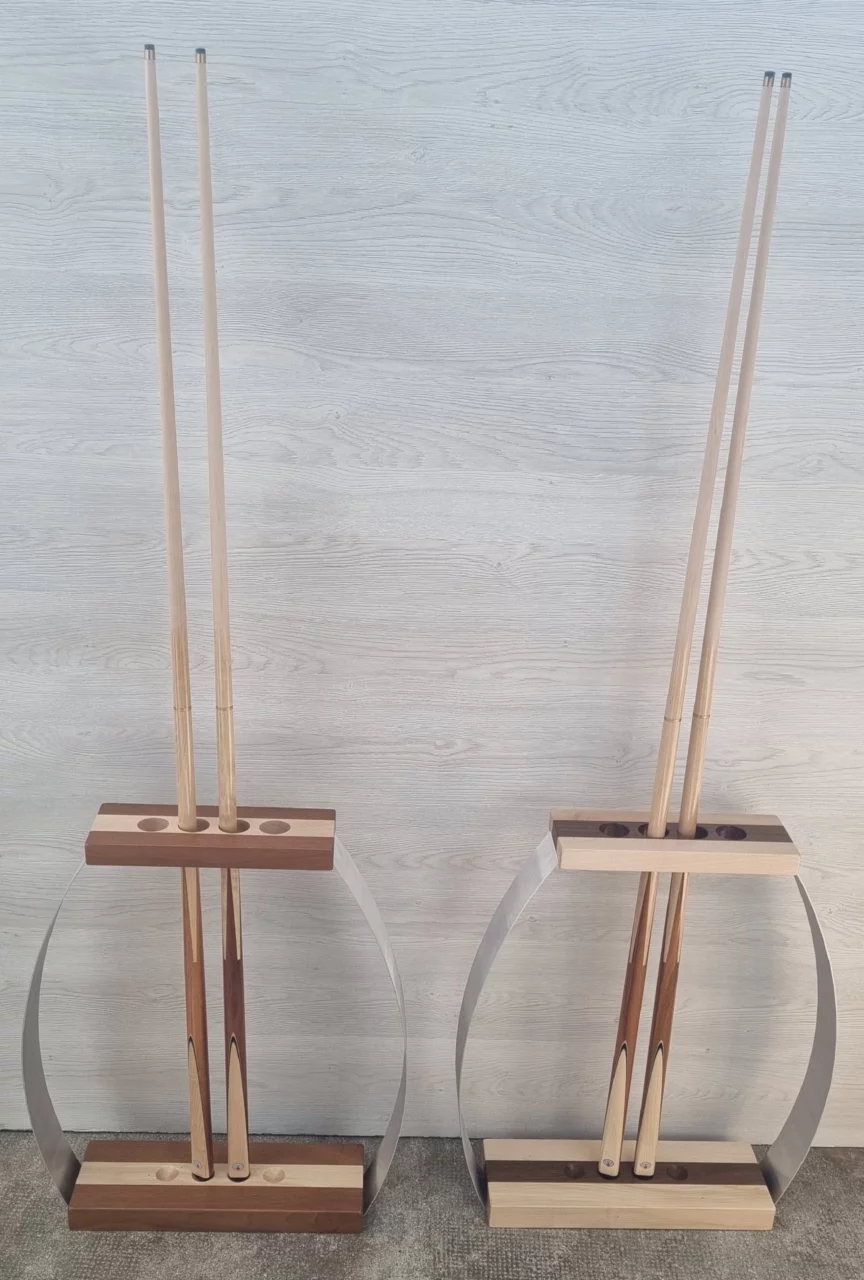 Des porte queues de prestige en Érable et / ou Noyer, deux essences de bois nobles