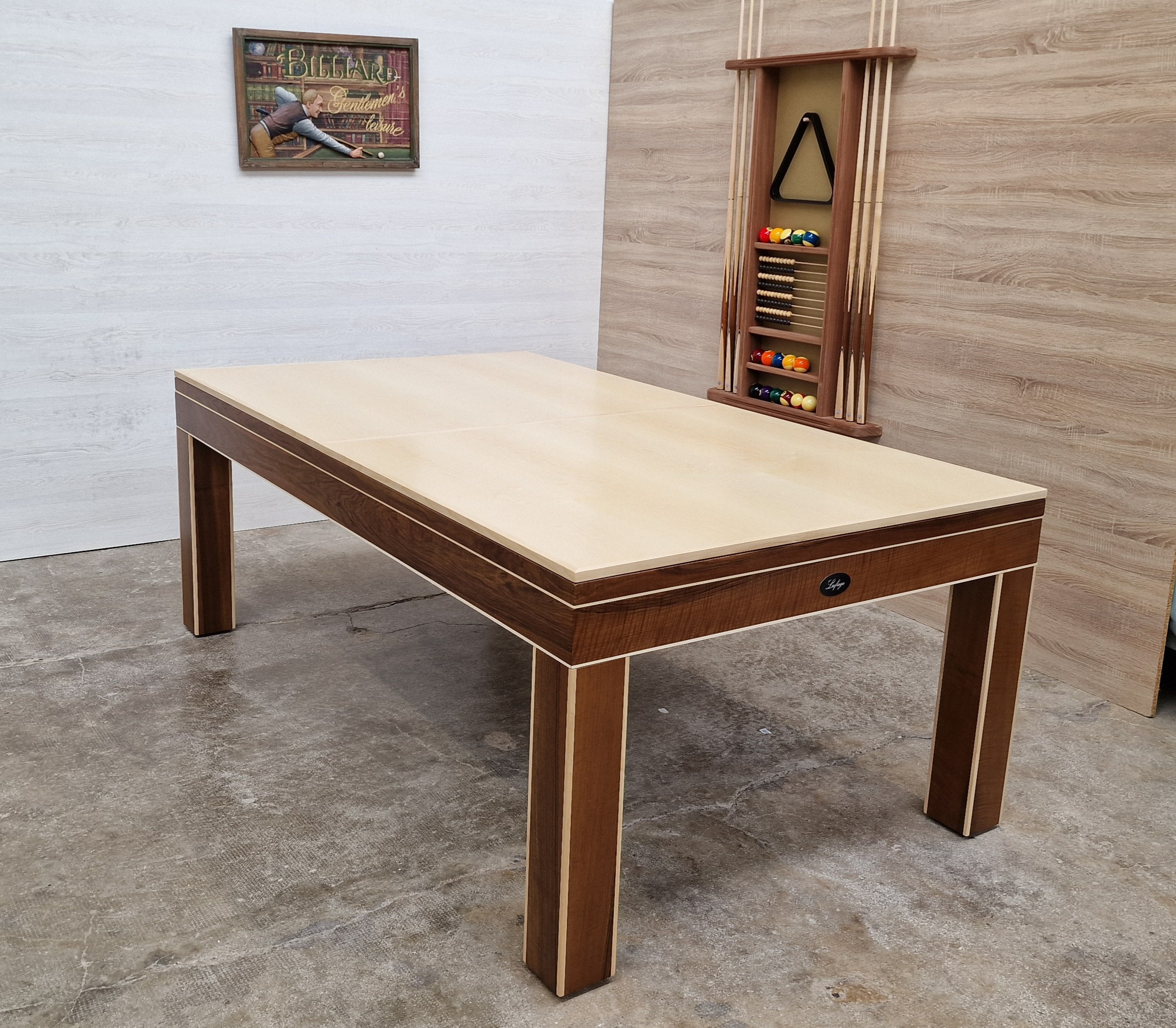 Billard table luxueuse en noyer massif